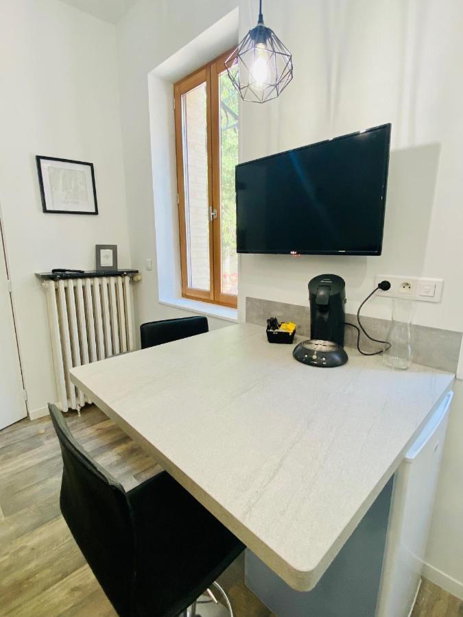 Апартаменти Studio Neuf Bien Place, Jardin Et Parking Gratuit Тулуза Екстер'єр фото
